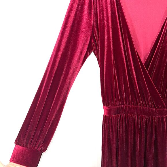Two Birds New York Red Velvet Long Sleeve Wrap Maxi Dress Size Medium - Picture 6 of 13